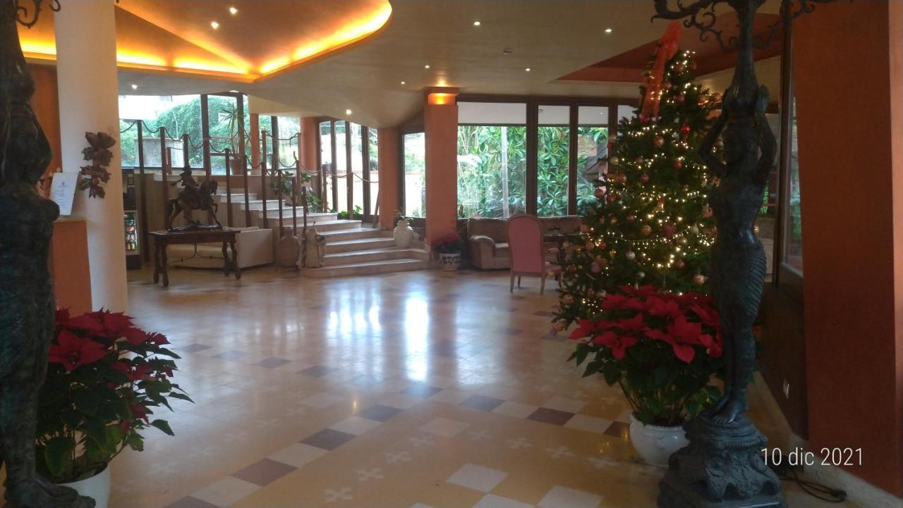 Tk Hotel - Ex Ares San Giovanni La Punta Exteriör bild